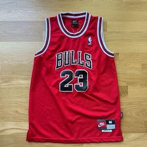 Vintage Nike Chicago Bulls Red Jersey Michael Jordan #23